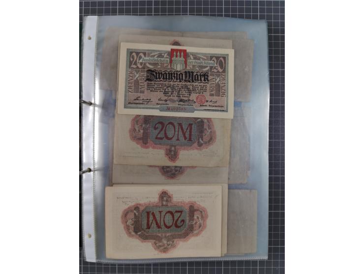 ALLE WELT: 1898/1984 ca., über 300 Banknoten, u.a Deutsches Reich, sowie Notgeld, II-III