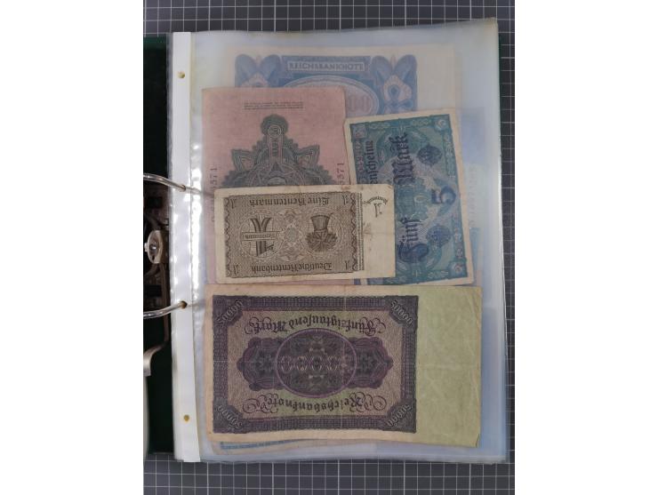 ALLE WELT: 1898/1984 ca., über 300 Banknoten, u.a Deutsches Reich, sowie Notgeld, II-III