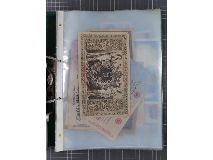 ALLE WELT: 1898/1984 ca., über 300 Banknoten, u.a Deutsches Reich, sowie Notgeld, II-III