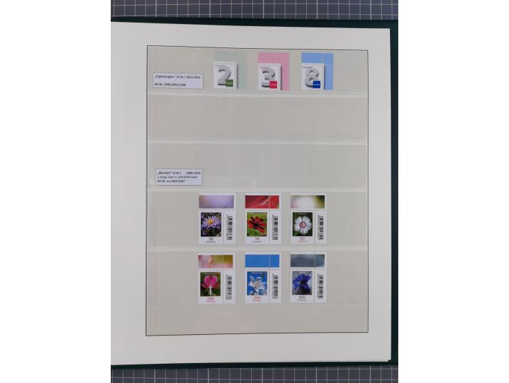 1951/2020, postfrische Sammlung “ Dauerserien Eckrandstücke”, ab Posthornsatz kpl. unsigniert und ungefaltet, einwandfrei (FA