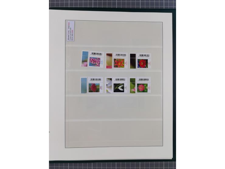 1951/2020, postfrische Sammlung “ Dauerserien Eckrandstücke”, ab Posthornsatz kpl. unsigniert und ungefaltet, einwandfrei (FA