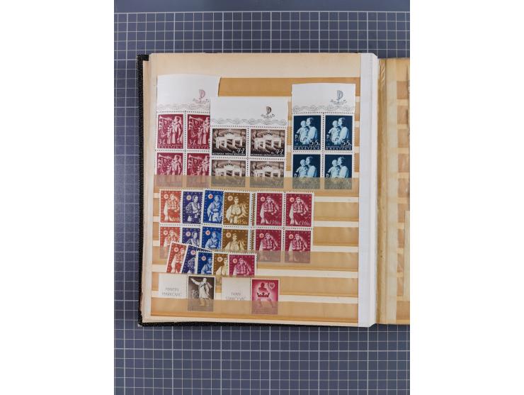 1941/45, mostly mint never hinged collection, essentially in blocks of four, including Officials and Postage dues, together w