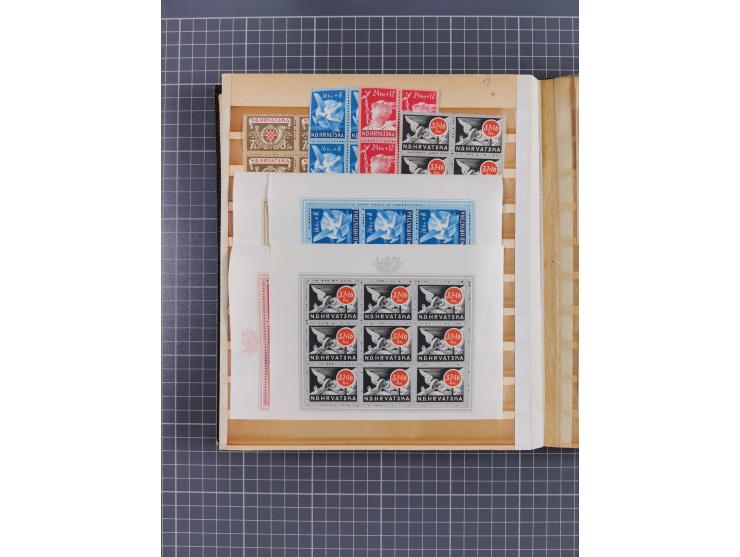 1941/45, mostly mint never hinged collection, essentially in blocks of four, including Officials and Postage dues, together w