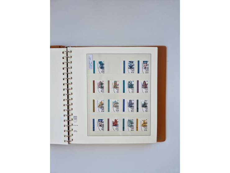 1951/2023, reichhaltiger postfrischer/ungebrauchter und gestempelter Sammlungsbestand mit Viererblocks, Bogenecken, Oberrands