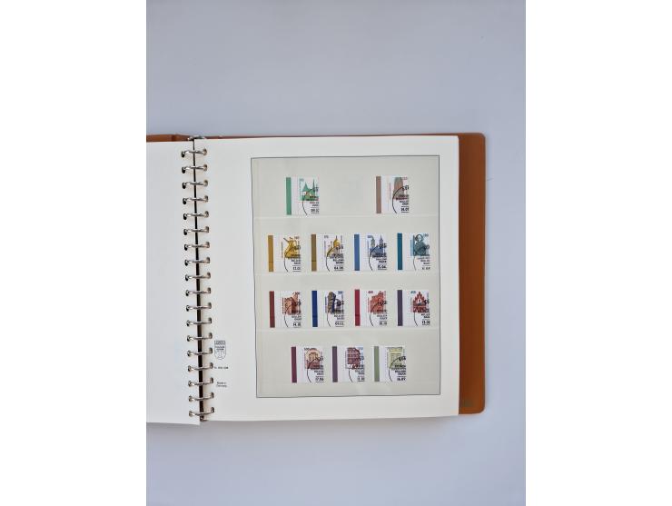 1951/2023, reichhaltiger postfrischer/ungebrauchter und gestempelter Sammlungsbestand mit Viererblocks, Bogenecken, Oberrands