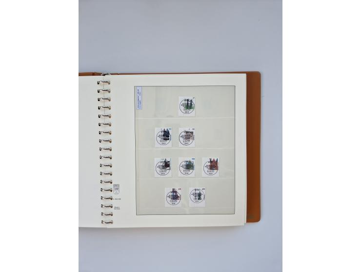 1951/2023, reichhaltiger postfrischer/ungebrauchter und gestempelter Sammlungsbestand mit Viererblocks, Bogenecken, Oberrands