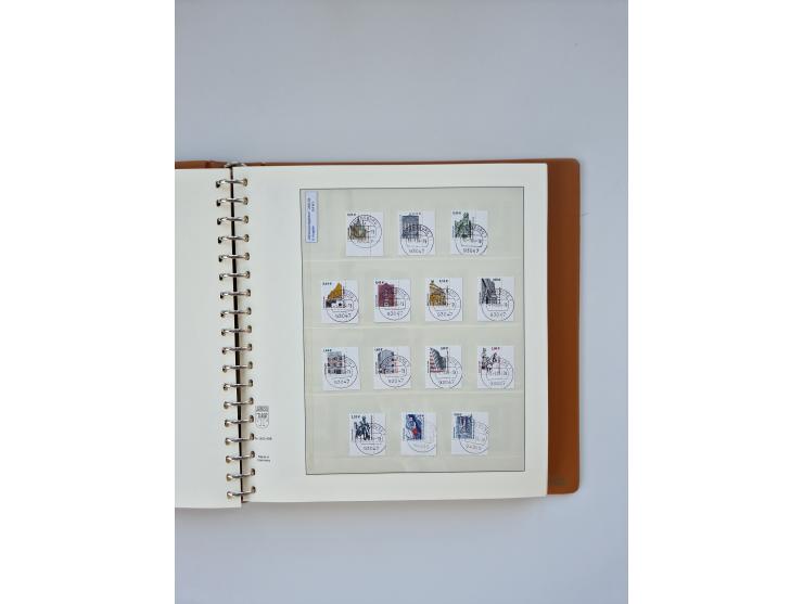 1951/2023, reichhaltiger postfrischer/ungebrauchter und gestempelter Sammlungsbestand mit Viererblocks, Bogenecken, Oberrands