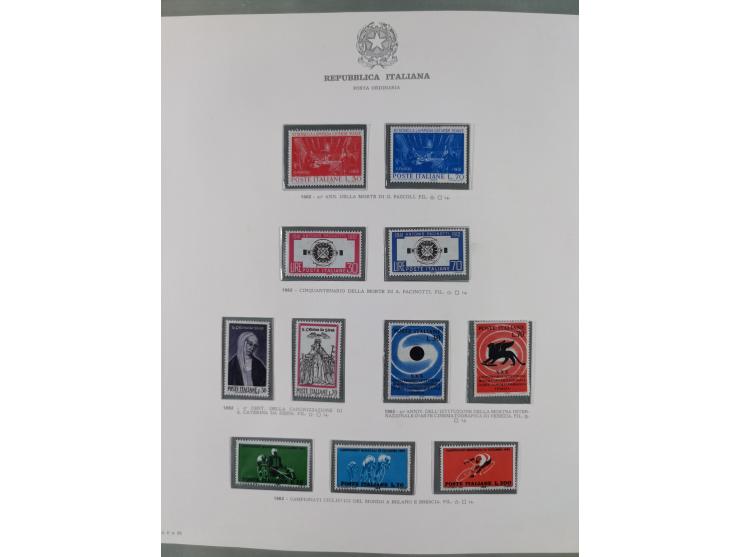 1945/1980, mostly mint never hinged collection with only a few unused, including Airmail and Express stamps, some better sets