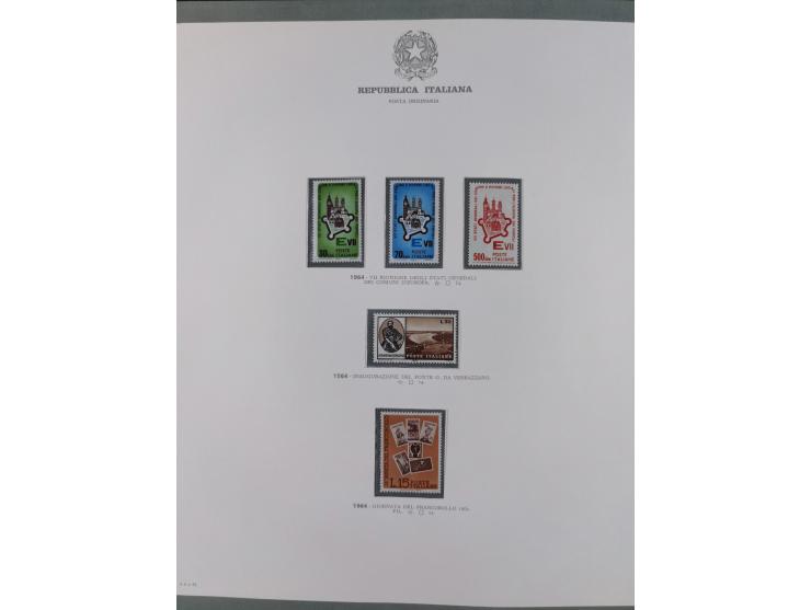 1945/1980, mostly mint never hinged collection with only a few unused, including Airmail and Express stamps, some better sets