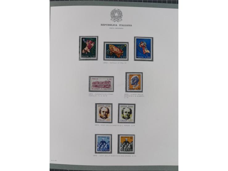 1945/1980, mostly mint never hinged collection with only a few unused, including Airmail and Express stamps, some better sets