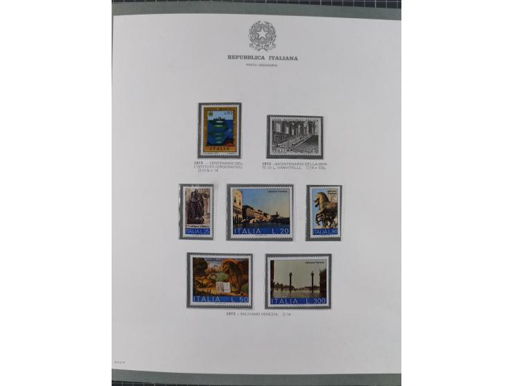 1945/1980, mostly mint never hinged collection with only a few unused, including Airmail and Express stamps, some better sets