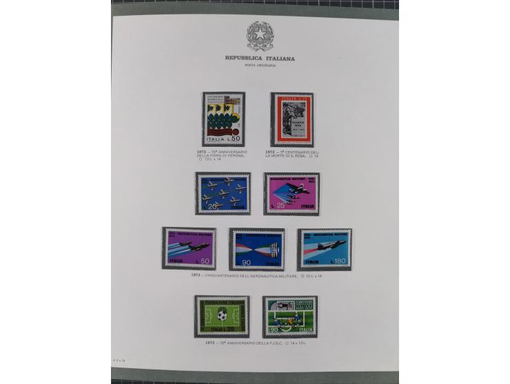 1945/1980, mostly mint never hinged collection with only a few unused, including Airmail and Express stamps, some better sets