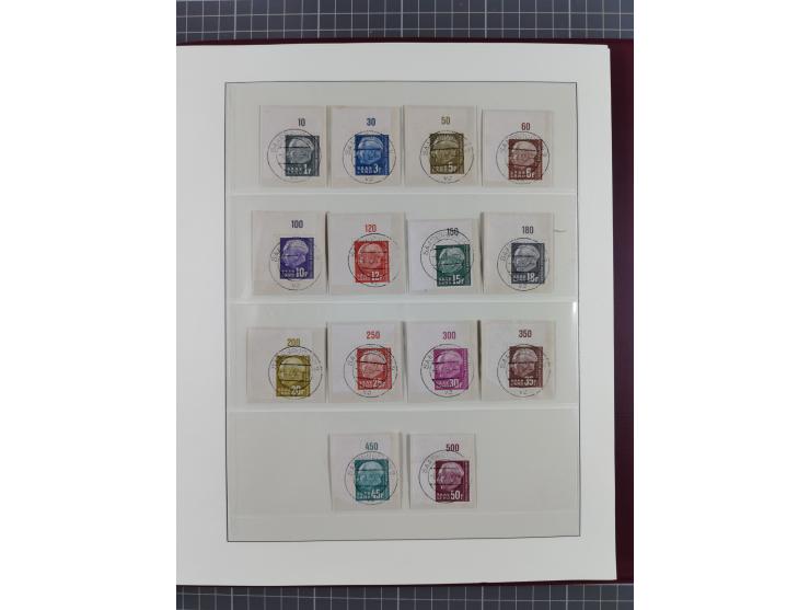 1920/59, in den Hauptnummern stark überkomplette fast ausnahmslos postfrische Sammlung inkl. Dienstmarken, dabei Mi.-Nr. 1-17