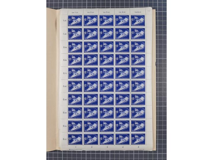 1949/53, postfrische Partie, fast ausschließlich in Bogen teilen und Bogen, dabei Bach (50), Köpfe II (ca. 10), etc.