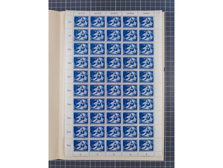 1949/53, postfrische Partie, fast ausschließlich in Bogen teilen und Bogen, dabei Bach (50), Köpfe II (ca. 10), etc.