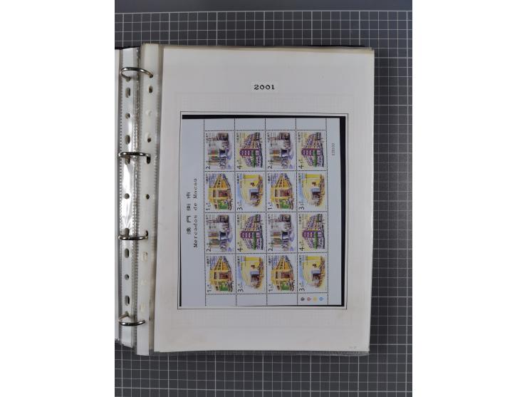1999/2004, Collection unused in album, including 33 souvenir sheets, booklets, all mint never hinged