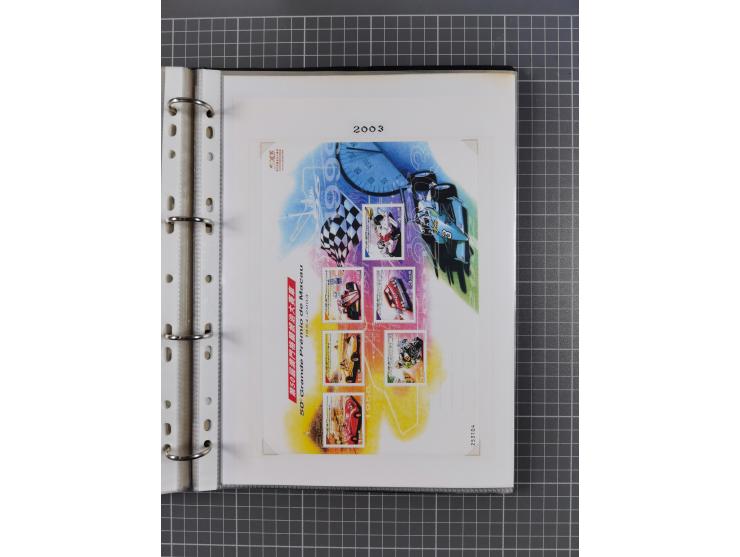 1999/2004, Collection unused in album, including 33 souvenir sheets, booklets, all mint never hinged