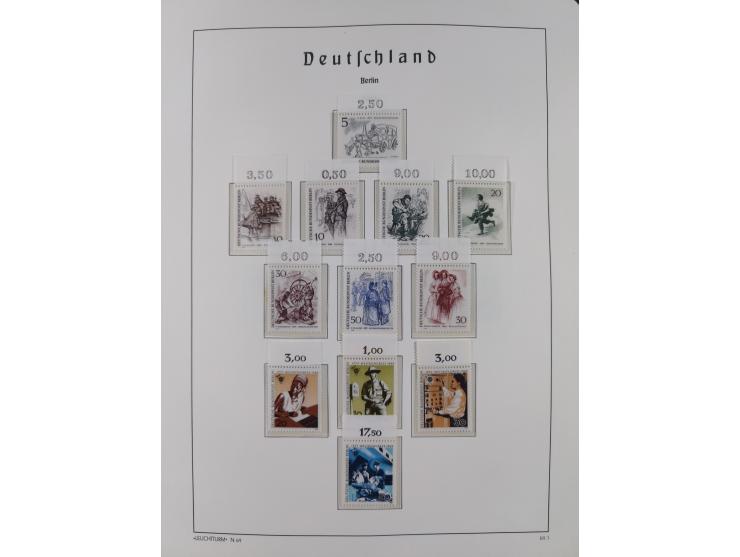 1948/90, in den Hauptnummern komplette postfrische Sammlung, fast alle Marken mit Bogen- bzw. Eckrand, einiges signiert, gute