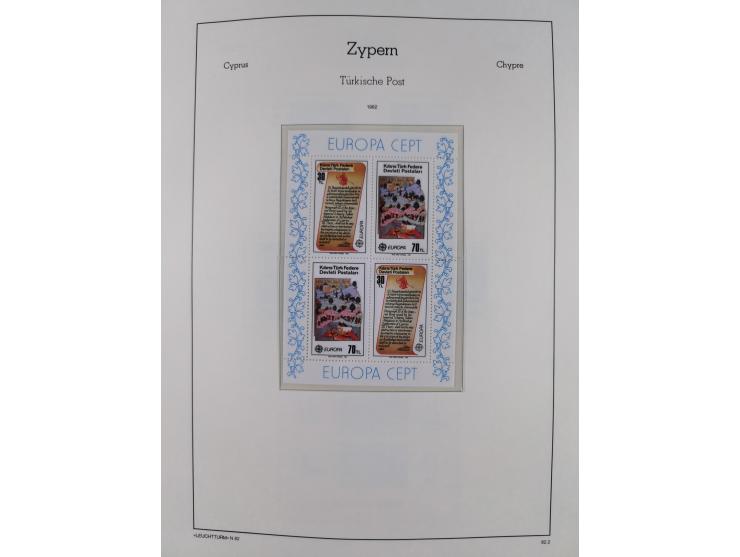 1974/99, seemingly complete mint never hinged collection in album including proofs ('örnek' overprints), miniature sheets and