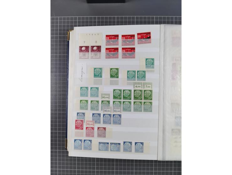 1939/2002, meist postfrischer und teils gestempelter Sammlungsbestand ab etwas Deutsches Reich, Saar, SBZ, Französische Zone 