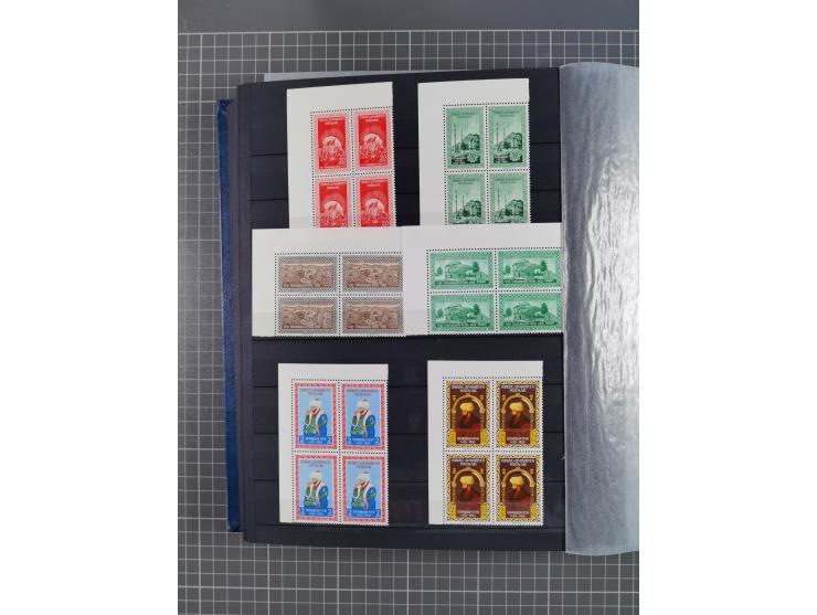 1921/55, valuable holding in stock book with many better issues, often in blocks, some varieties and specialities, containing