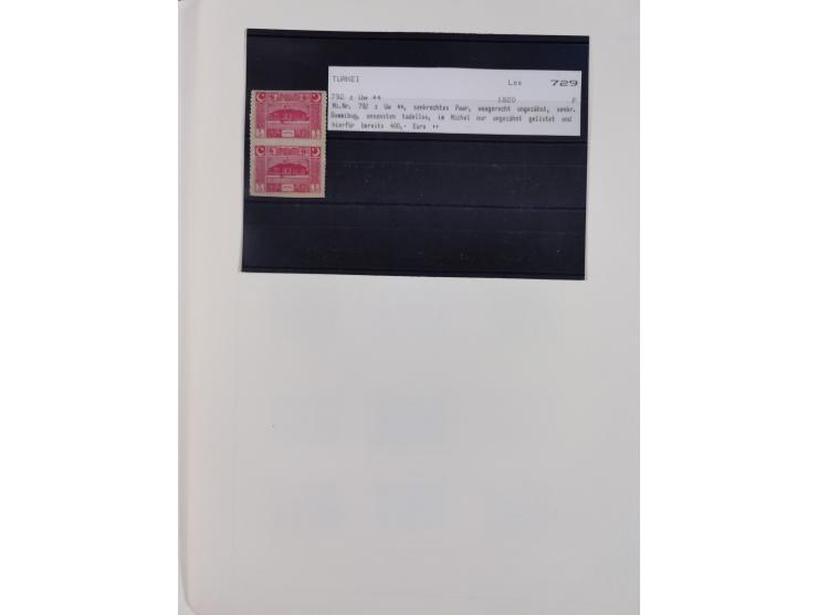 1920/69, mostly unused/mint and cancelled collection ‘Republic of Turkey’ in album with some better and complete issues Angor