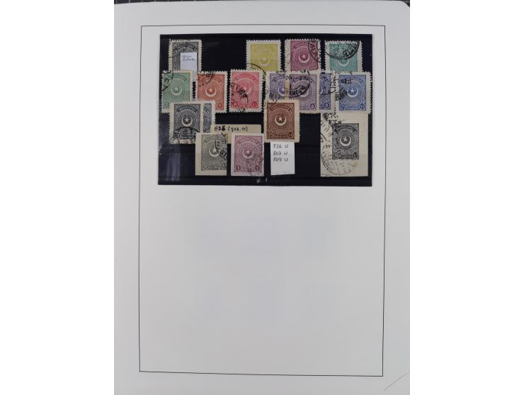 1920/69, mostly unused/mint and cancelled collection ‘Republic of Turkey’ in album with some better and complete issues Angor