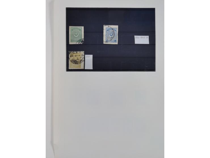 1920/69, mostly unused/mint and cancelled collection ‘Republic of Turkey’ in album with some better and complete issues Angor