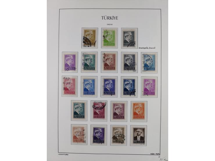1920/69, mostly unused/mint and cancelled collection ‘Republic of Turkey’ in album with some better and complete issues Angor