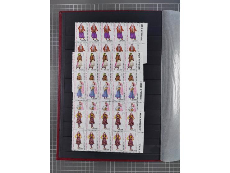 1960/2004, Stamps in blocks, all mint never hinged, including complete sheet animals 1979, 43 souvenir sheets, very fine.