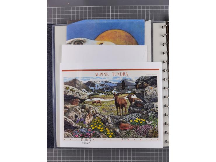 1865/1960, ca. 160 covers incl. many airmail covers, cards with better picture postcards and postal stationeries, with u.o. p