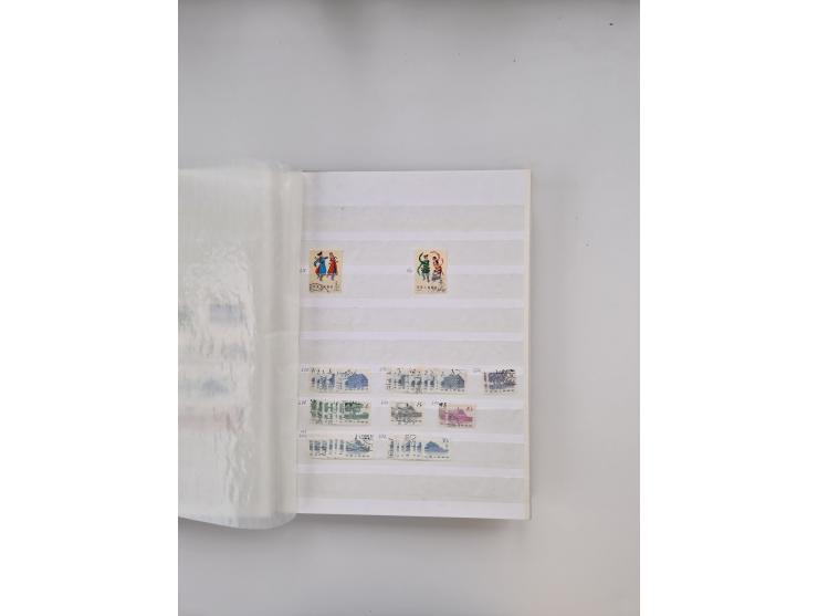 1854/2000 (ca.), large overseas mint never hinged/unused and used accumulation with duplicates, noted China, USA, India, Fren