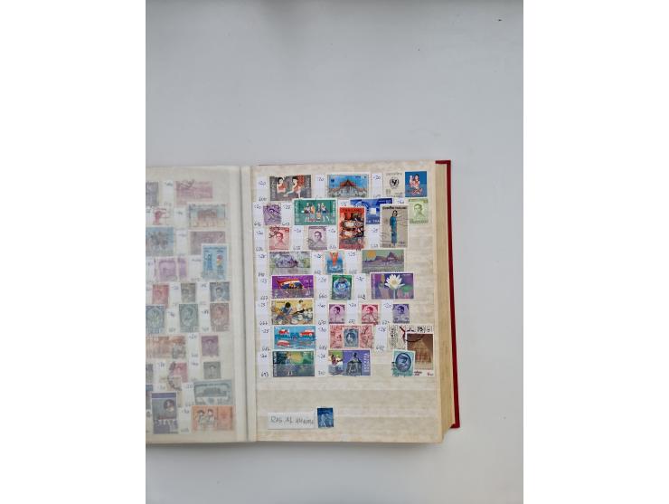 1854/2000 (ca.), large overseas mint never hinged/unused and used accumulation with duplicates, noted China, USA, India, Fren