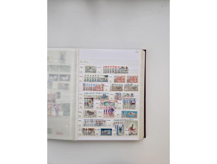 1854/2000 (ca.), large overseas mint never hinged/unused and used accumulation with duplicates, noted China, USA, India, Fren