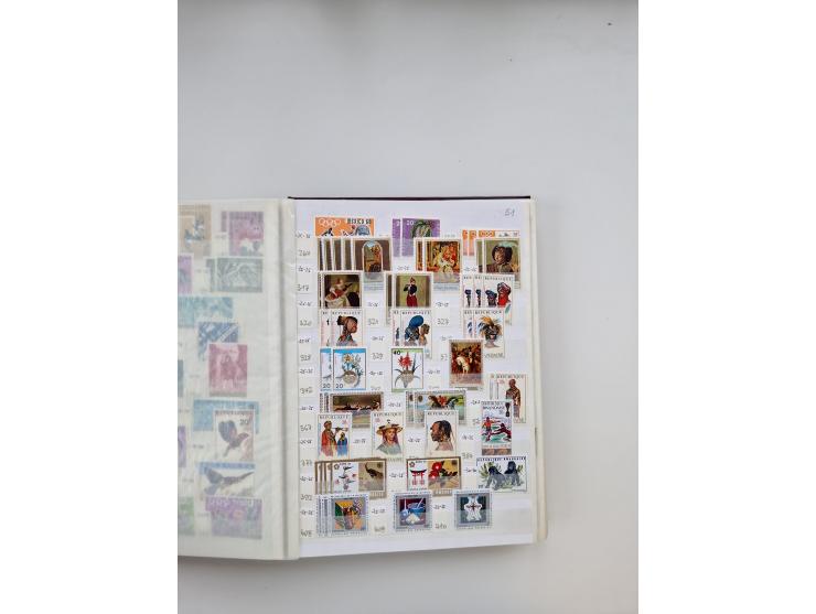 1854/2000 (ca.), large overseas mint never hinged/unused and used accumulation with duplicates, noted China, USA, India, Fren