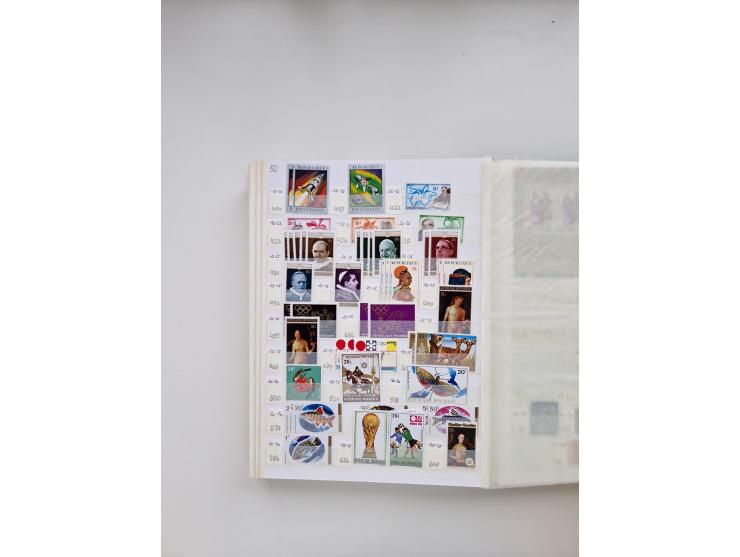 1854/2000 (ca.), large overseas mint never hinged/unused and used accumulation with duplicates, noted China, USA, India, Fren