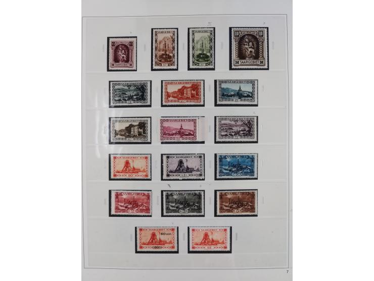 1920/34, in den Hauptnummern augenscheinlich überkomplette, ungebrauchte und postfrische Sammlung inkl. Dienstmarken mit klei