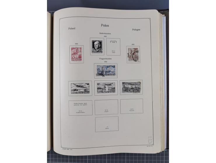 1918/89 (ca.), mint never hinged/unused and mostly used collection with duplicates, including Polish areas, Schlesien, etc., 