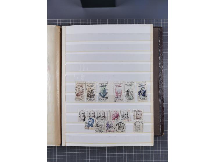 1918/89 (ca.), mint never hinged/unused and mostly used collection with duplicates, including Polish areas, Schlesien, etc., 