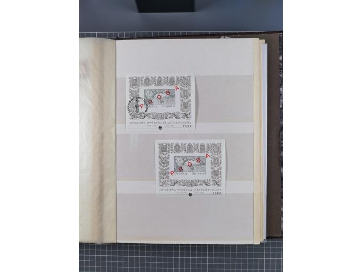 1918/89 (ca.), mint never hinged/unused and mostly used collection with duplicates, including Polish areas, Schlesien, etc., 