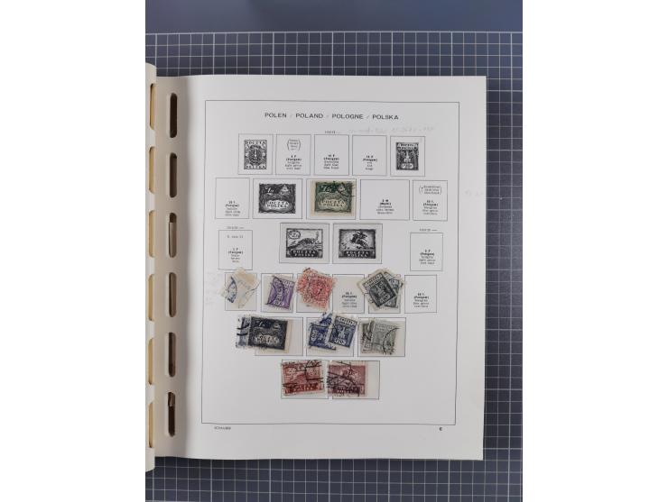 1918/89 (ca.), mint never hinged/unused and mostly used collection with duplicates, including Polish areas, Schlesien, etc., 