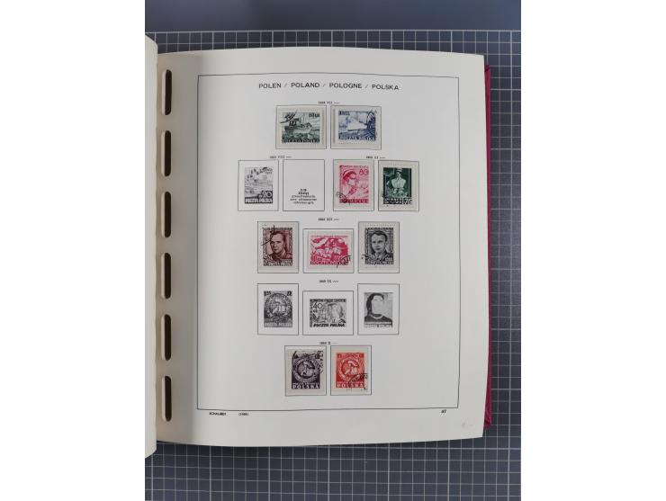 1918/89 (ca.), mint never hinged/unused and mostly used collection with duplicates, including Polish areas, Schlesien, etc., 