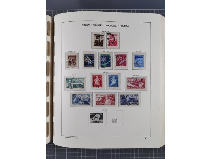 1918/89 (ca.), mint never hinged/unused and mostly used collection with duplicates, including Polish areas, Schlesien, etc., 