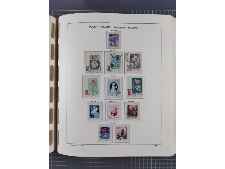 1918/89 (ca.), mint never hinged/unused and mostly used collection with duplicates, including Polish areas, Schlesien, etc., 