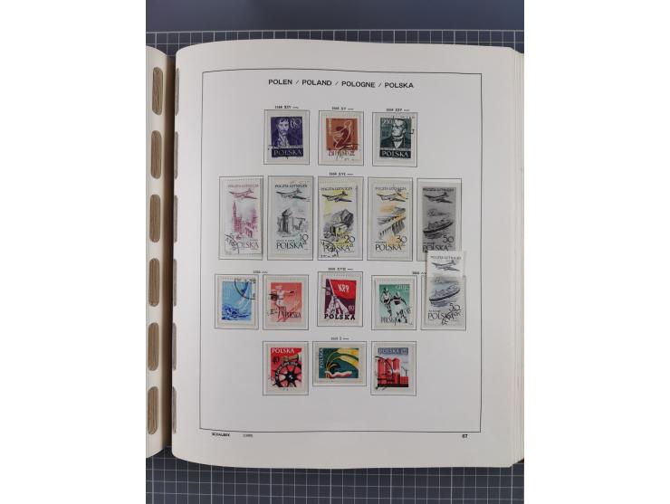 1918/89 (ca.), mint never hinged/unused and mostly used collection with duplicates, including Polish areas, Schlesien, etc., 