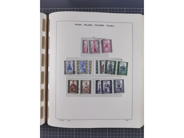 1918/89 (ca.), mint never hinged/unused and mostly used collection with duplicates, including Polish areas, Schlesien, etc., 