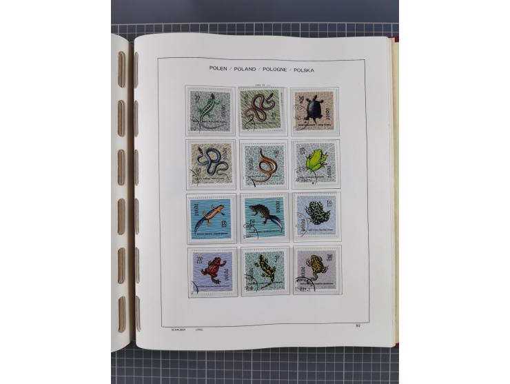 1918/89 (ca.), mint never hinged/unused and mostly used collection with duplicates, including Polish areas, Schlesien, etc., 