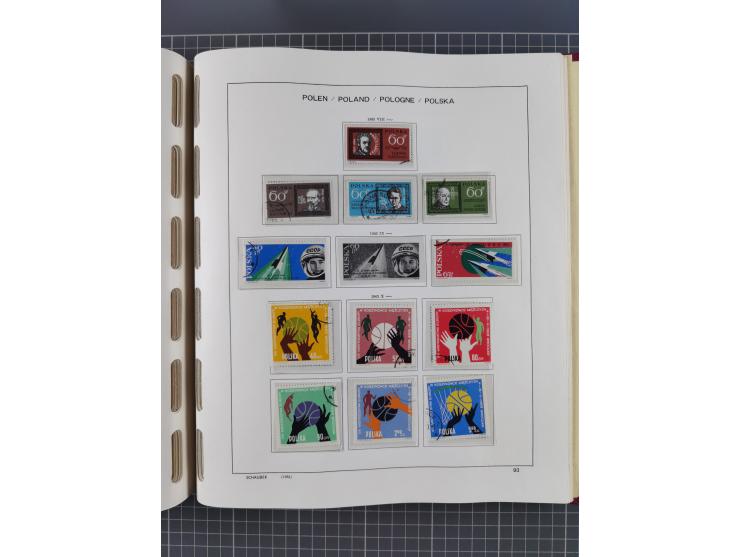 1918/89 (ca.), mint never hinged/unused and mostly used collection with duplicates, including Polish areas, Schlesien, etc., 