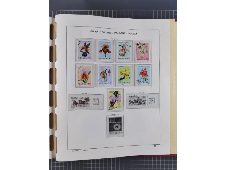 1918/89 (ca.), mint never hinged/unused and mostly used collection with duplicates, including Polish areas, Schlesien, etc., 