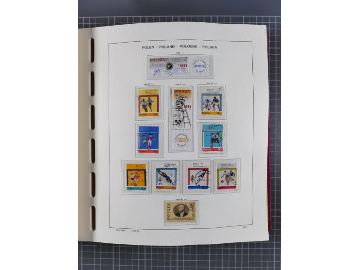 1918/89 (ca.), mint never hinged/unused and mostly used collection with duplicates, including Polish areas, Schlesien, etc., 